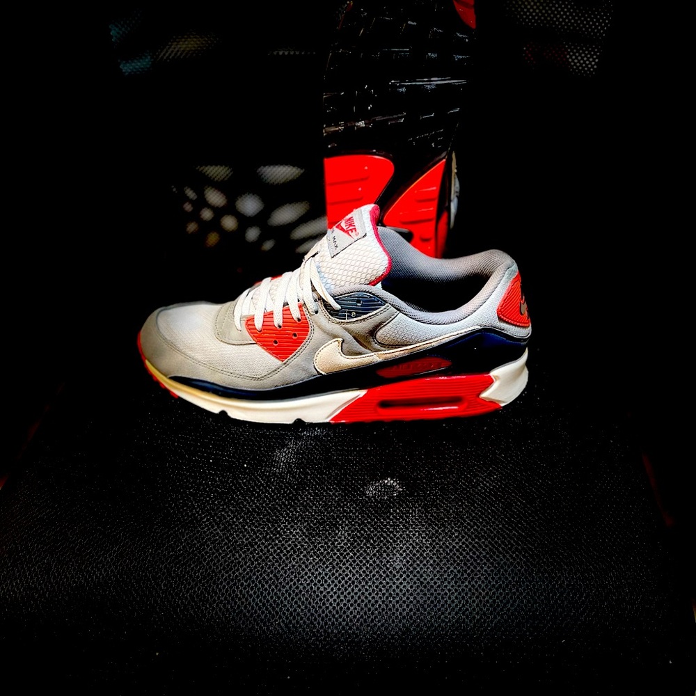 Nike Gray and Red Air Max Sneakers with Classic Design